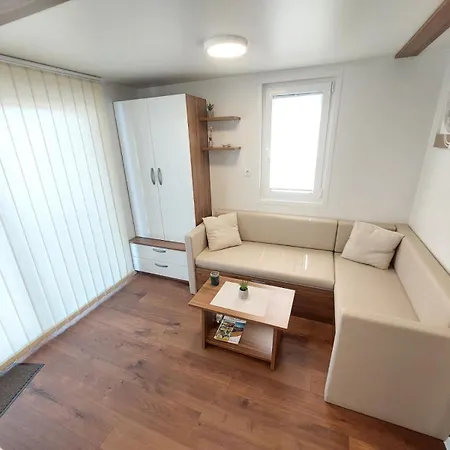 Prázdninový dům House Boat Oliva - Floating House *