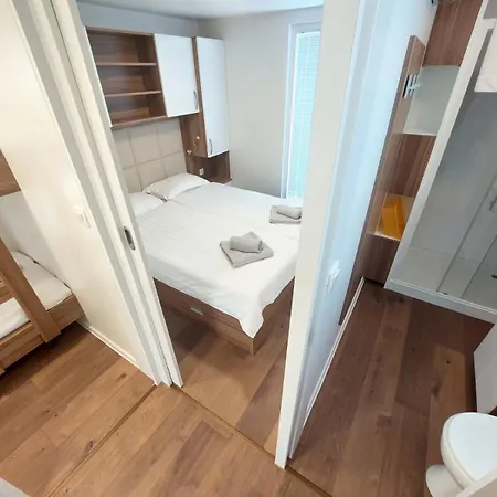 Prázdninový dům House Boat Oliva - Floating House