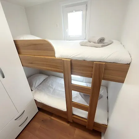 Prázdninový dům House Boat Oliva - Floating House Pula