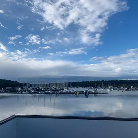 House Boat Oliva - Floating House Nyaraló Póla