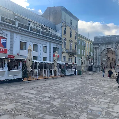 Nyaraló House Boat Oliva - Floating House